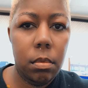 Meet your Posher, Chinyere